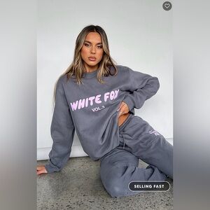 NWT White Fox Offstage Volcanic Grey With Purple Detail Sweater